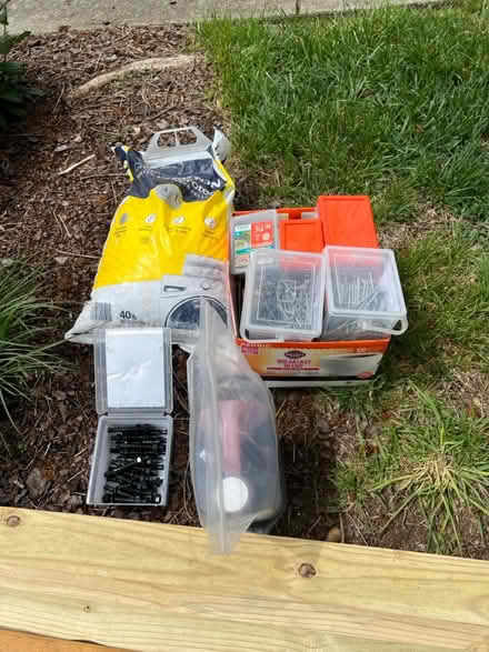 Photo of free Building Materials curb pickup (Kentfield Dr, Dublin OH 43016) #1