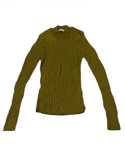Photo of free Zara Woman’s Green Top (Brooklyn Storage) #1