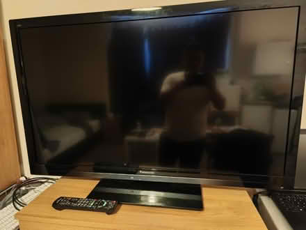 Photo of free Tv 42" Panasonic Viera (RG15RA) #1