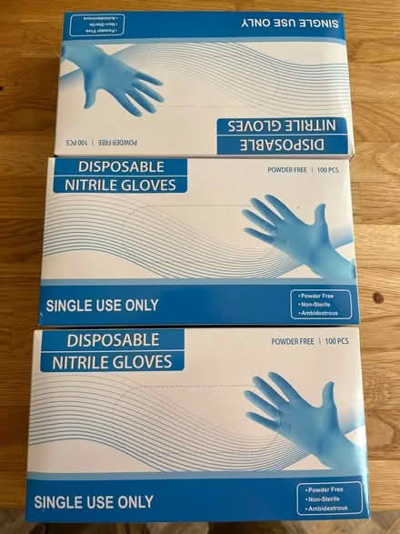 Photo of free Disposable Gloves - Small (Wainscott) #1