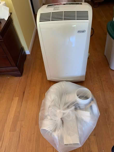 Photo of free Delonghi portable air conditioner (Cranberry Lake) #2