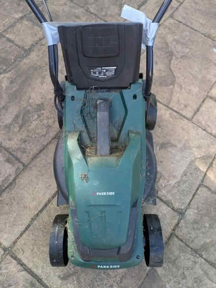 Photo of free Electric lawn mower - no catcher (Iffley OX4) #1