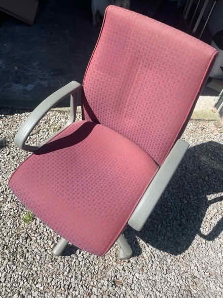 Photo of free Office chair (Sk12) #1