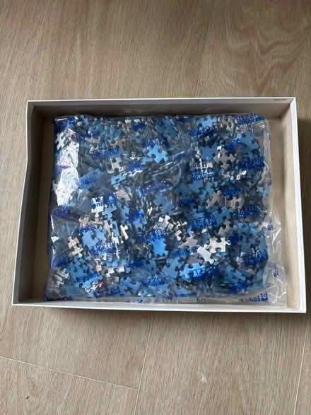 Photo of free Jigsaw 1000 pieces, brand new with unopened bag (Buckhurst Hill IG9) #2