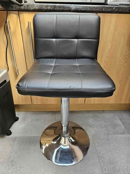 Photo of free 2 Gas lift bar seats (Gosport PO12) #1