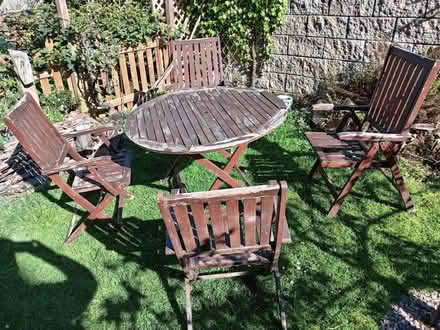 Photo of free Garden table and chairs (Pilrig EH6) #1