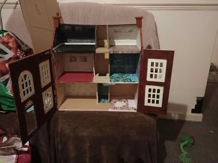 Photo of free Wooden dolls house (Abbey Hey M18) #1