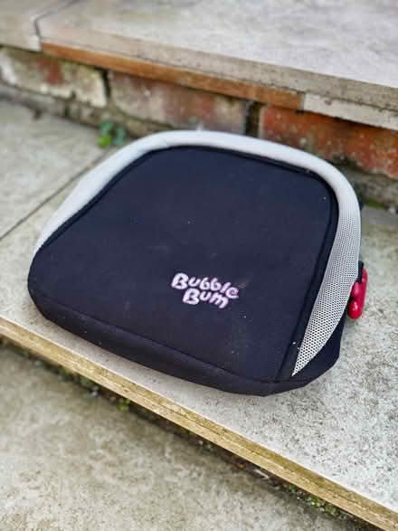 Photo of free Bubble bum booster seat (Gateacre L25) #1