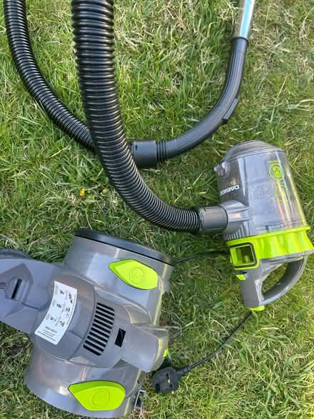 Photo of free Daewoo Vacuum Cleaner (Felling NE10) #1