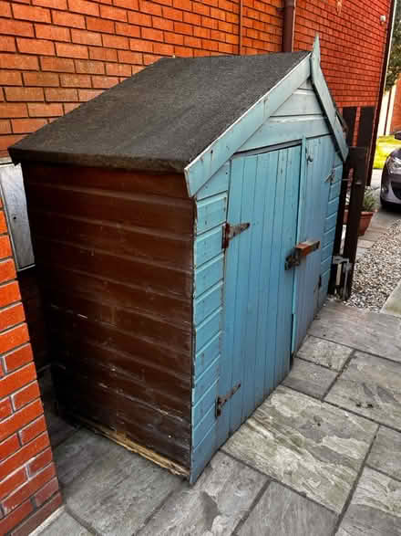 Photo of free Large dbl dog kennel (Preston PR2) #4