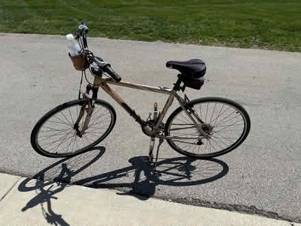 Photo of free 15 yr old trek touring bike 4.0 (West clay) #1