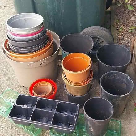Photo of free Garden pots - all plastic (Callow End WR2) #1