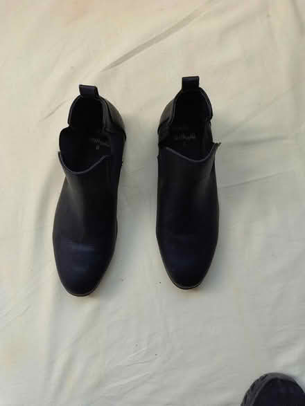 Photo of free Size 8 (Gloucester) #2