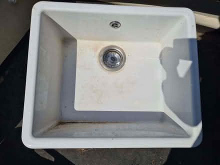 Photo of free Ceramic sink with waste 53x45x20cm (Wicker S2) #2