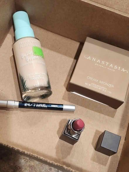 Photo of free Makeup (Aberdeen) #1
