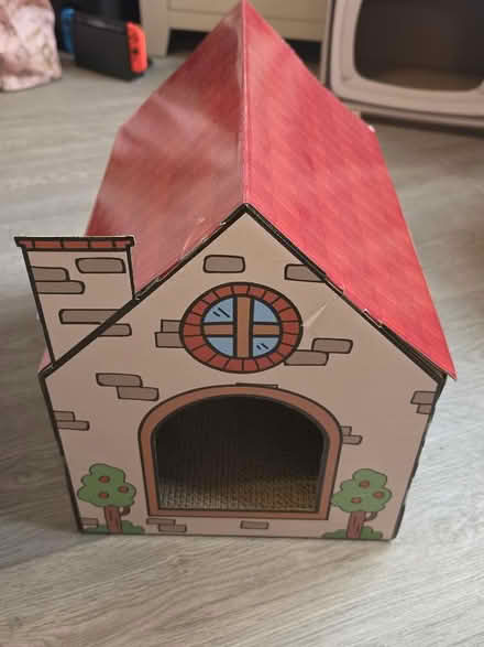 Photo of free Cat house (Malvern Link WR14) #3