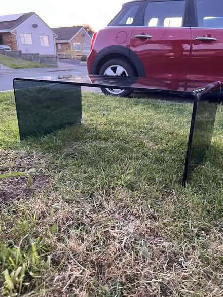 Photo of free Glass table (Connah's Quay CH5) #2