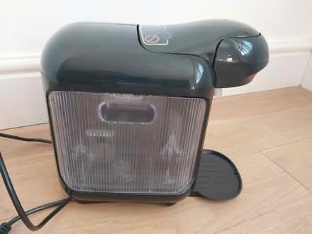 Photo of free Black Bosch Tassimo coffee machine (New Malden KT3) #2