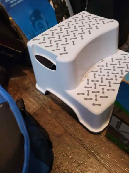 Photo of free Step stool (Channel view) #1