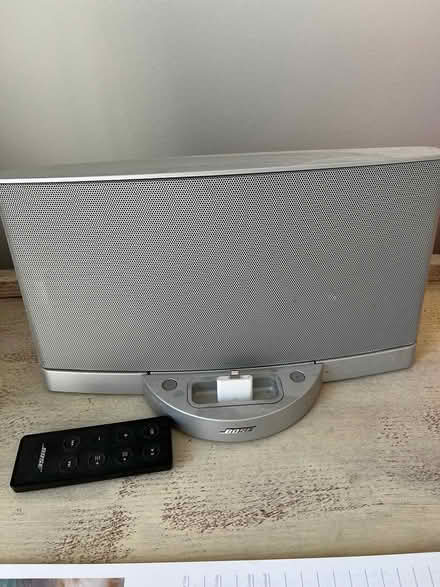 Photo of free Bose speaker with i-phone adaptor (Abingdon) #1