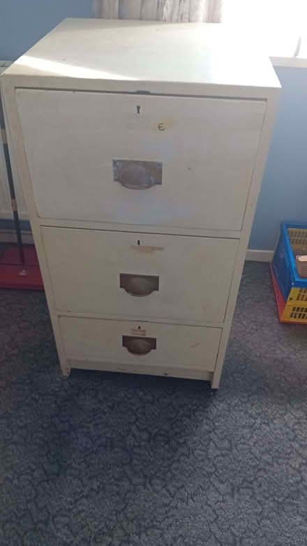 Photo of free Large 3 drawer unit (Homerton E9) #1