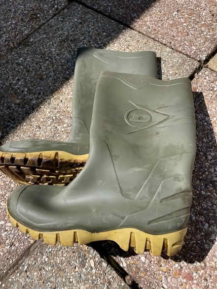 Photo of free Dunlop wellington boots size 43 (Reading West RG1) #1
