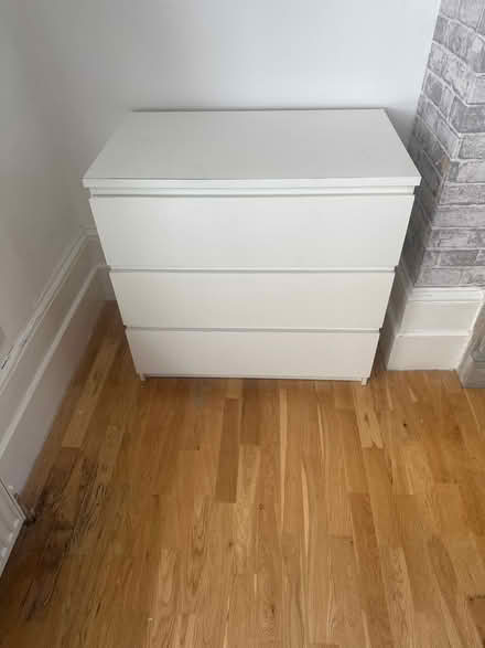 Photo of free Draws (N7 9JQ) #1