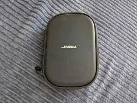 Photo of free Bose used headphones-has issue (NRG stadium) #2