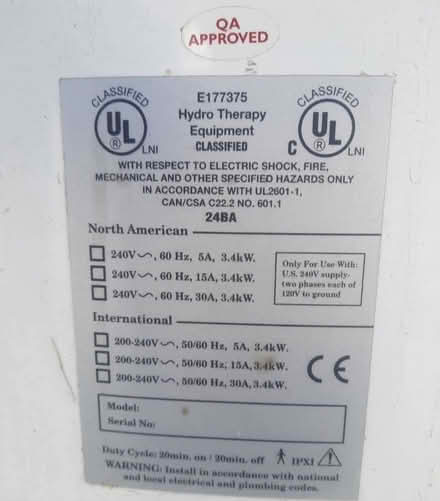 Photo of free hydrotherapy tub with table insert (Paso Robles) #1