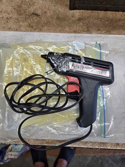 Photo of free Glue Gun (Pinellas Park 33781) #1
