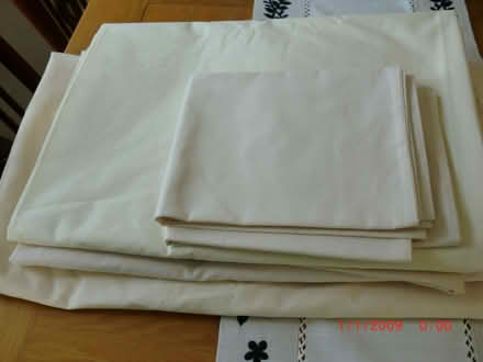 Photo of free Polycotton sheets & pillow casea (Bilton HG1) #1