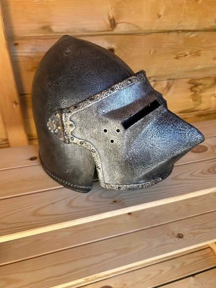 Photo of free Plastic knight’s helmet (Caldecott OX14) #1
