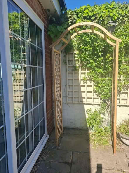 Photo of free Wooden Garden Arch (Kenilworth. School Lane) #1