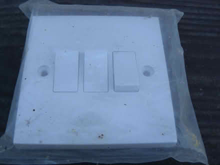 Photo of free 1 x 6 amp 3-gang 2-way plate mains lighting switch (new) (Kempsey WR5) #1
