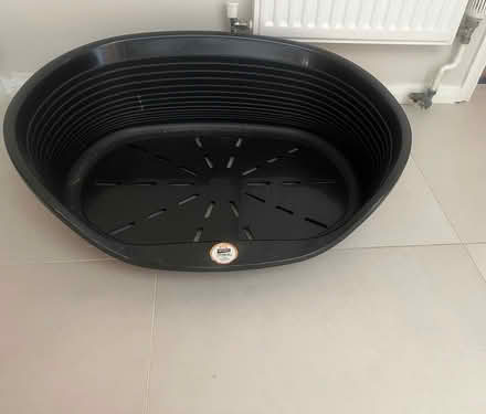 Photo of free Dog bed (Windsor) #1