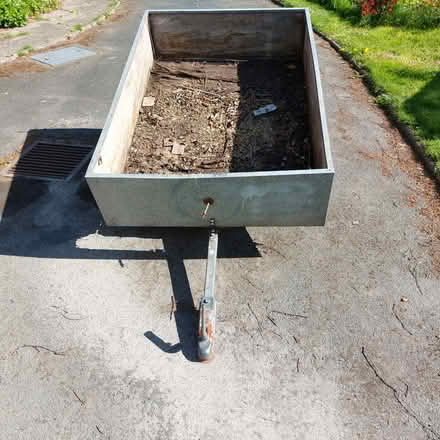 Photo of free Trailer needs repair (Pembridge HR6) #1