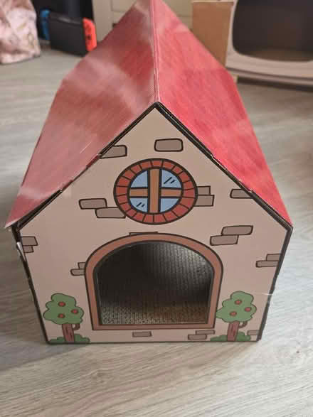 Photo of free Cat house (Malvern Link WR14) #1