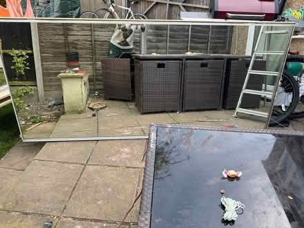 Photo of free Mirror in frame (Dvb KT6) #1