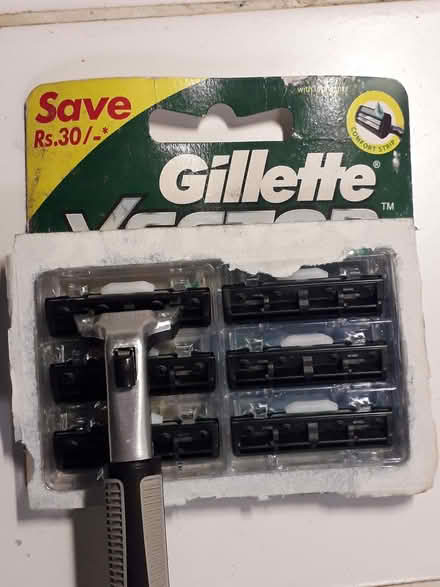 Photo of free Gillette Vector (Colchester CO1) #1