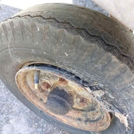 Photo of free Trailer needs repair (Pembridge HR6) #4