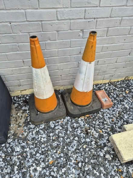 Photo of free 3 cones (Old heath road CO2) #1
