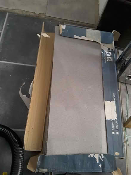 Photo of free 6 x tiles (HP13 near railway station) #1
