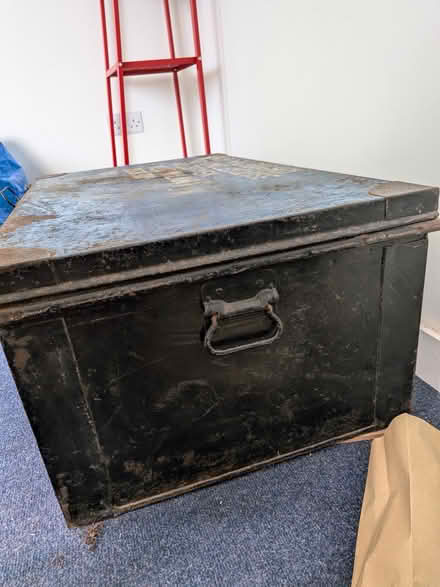 Photo of free Old metal trunk - blue and black (Shirehampton, BS11) #3