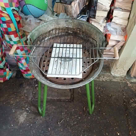 Photo of free Small BBQ (Gomersal BD19) #1