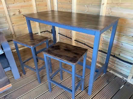 Photo of free High Table and 2 Stools (Battenhall Worcester WR5) #2
