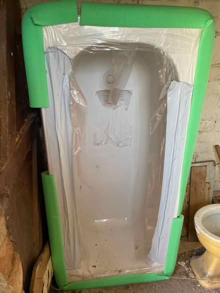 Photo of free Small bath (Malvern WR14) #1