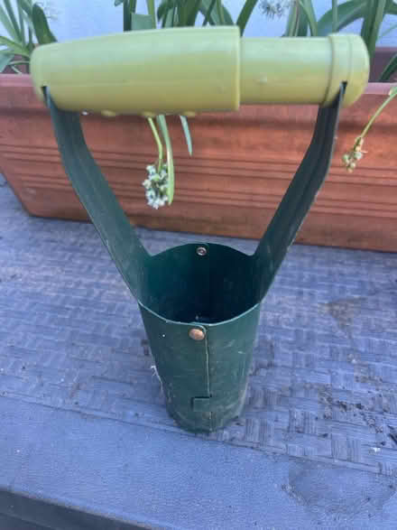Photo of free Bulb planter (TW1) #1