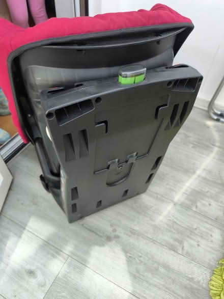 Photo of free Maxi-Cosi Car seat (Beckenham (BR3)) #3