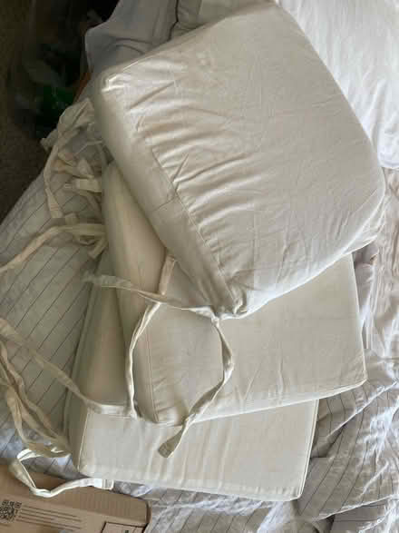 Photo of free 4x chair pads with ties (We G20) #1