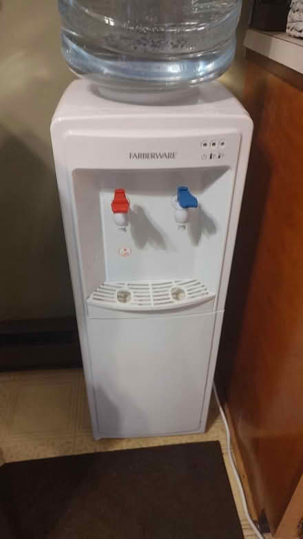 Photo of free Water Tower (Knoxville/Brunswick (21758)) #1